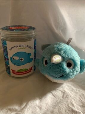 Scentsy Blue Narwhal Bitty Buddy with Iridescent Horn